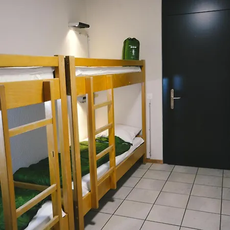 Alaia Hostel Sion Exterior photo
